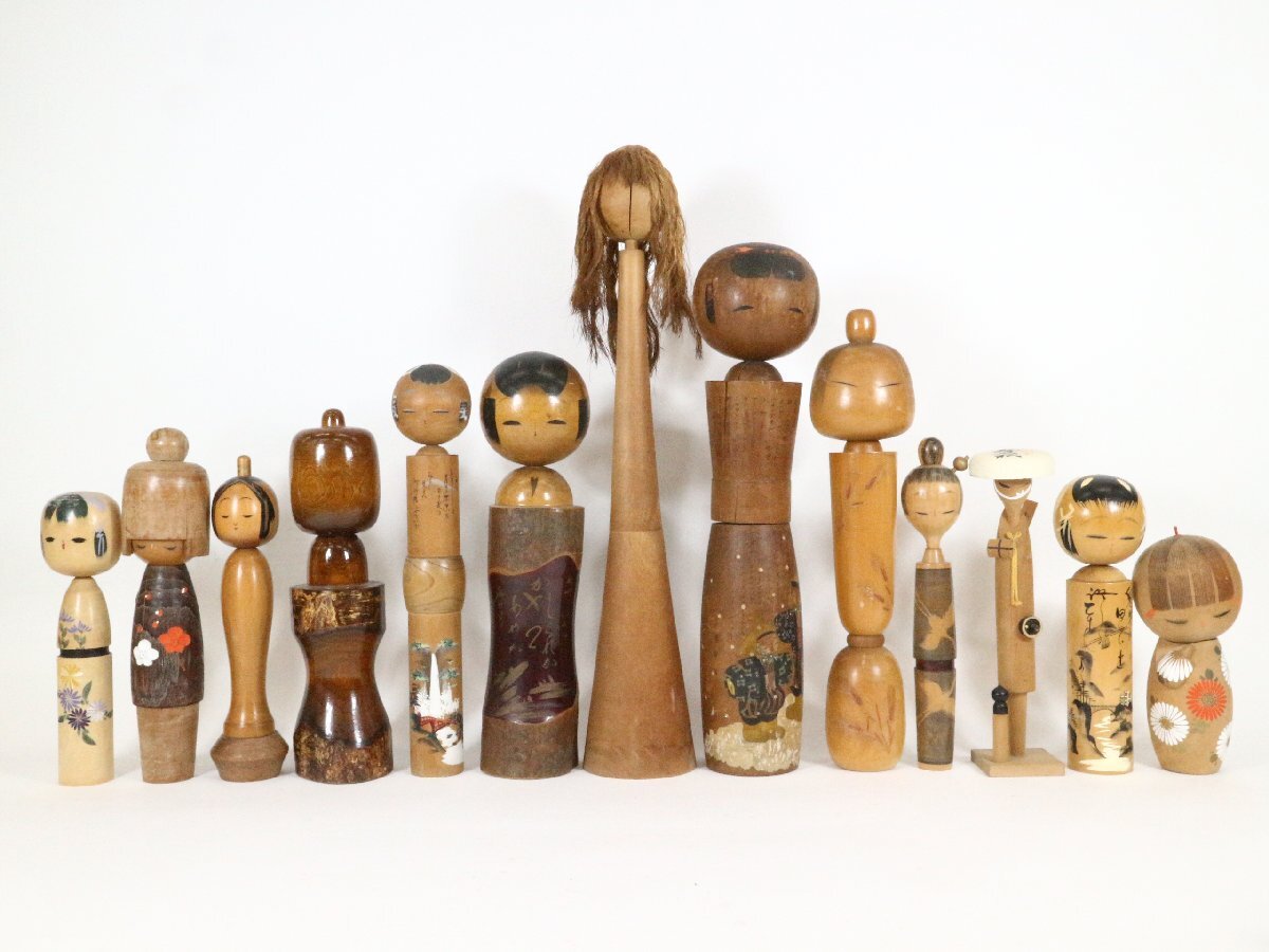 背高こけし 女性像 高さ約68cm 創作こけし 近代こけし 木地玩具 背高こけし 女性像 高さ約68cm 創作こけし 近代こけし 木地玩具