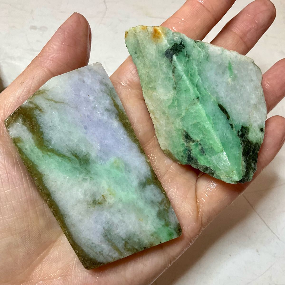 ミャンマー産天然本翡翠原石 6pcロットトータル522g[JADEITE ミャンマー産天然本翡翠原石 6pcロットトータル522g[JADEITE