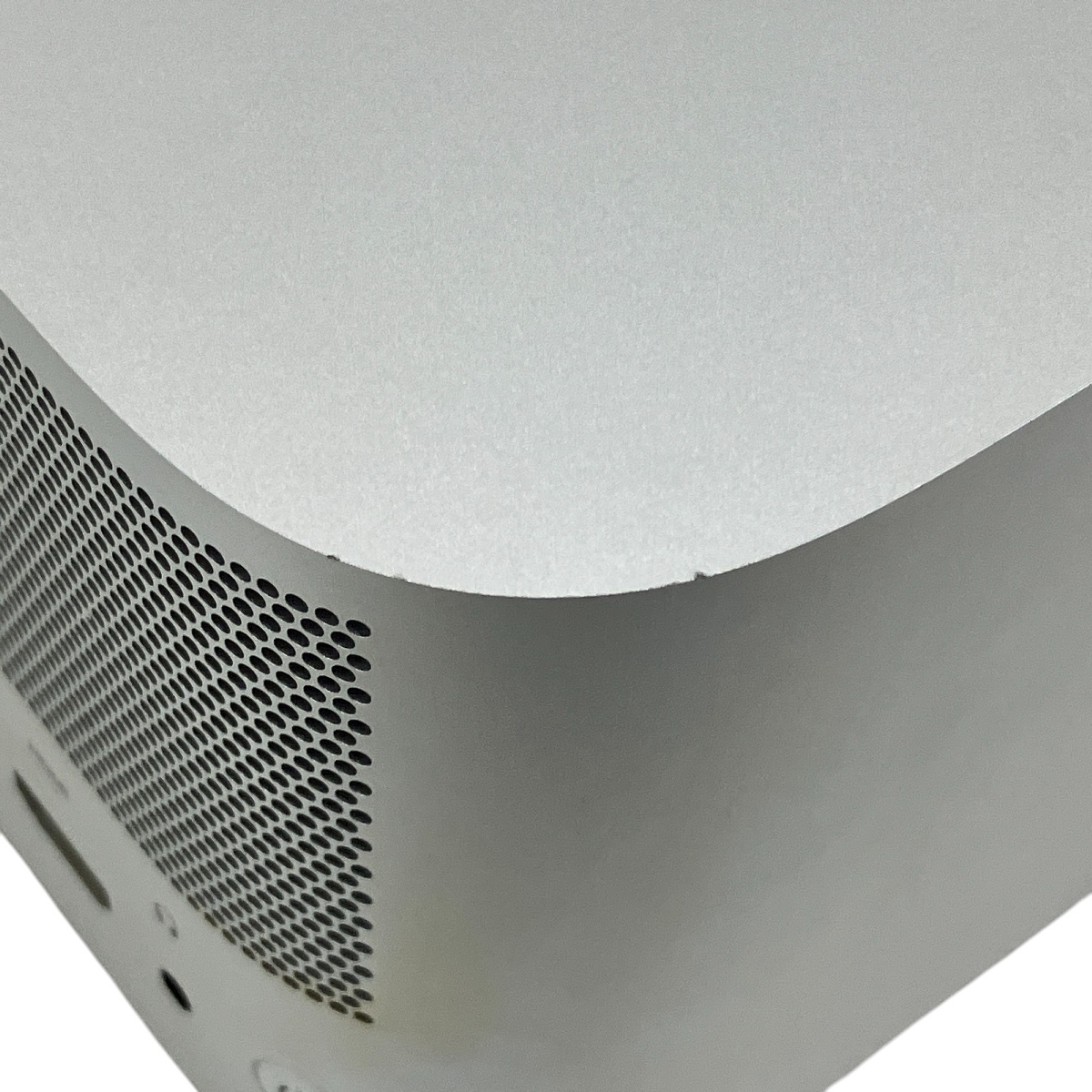 Apple Mac Studio 2022 Z14J0007T デスクトップPC Apple M1 Max Apple Mac Studio 2022 Z14J0007T デスクトップPC Apple M1 Max