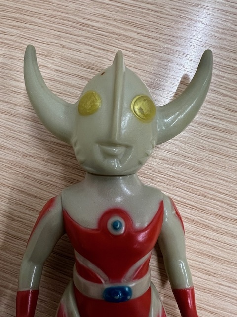 長「19120」ブルマァク ウルトラの父 約16cm ソフビ 円谷プロ 長「19120」ブルマァク ウルトラの父 約16cm ソフビ 円谷プロ