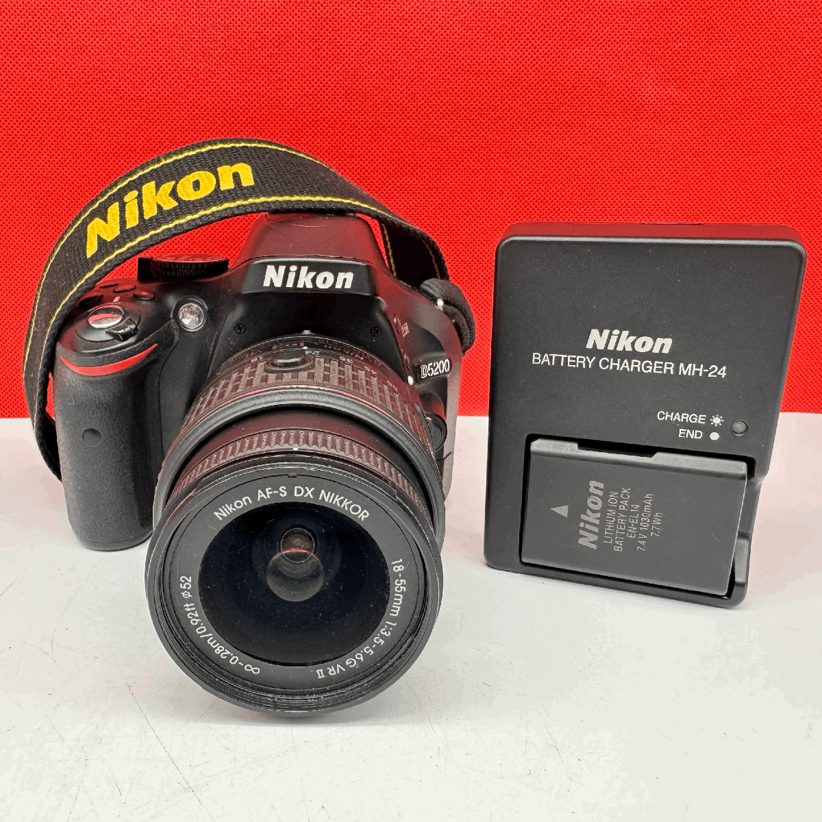 △19 Nikon D5200 デジタル一眼レフ ボディ AF-S DX NIKKOR 18 △19 Nikon D5200 デジタル一眼レフ ボディ AF-S DX NIKKOR 18