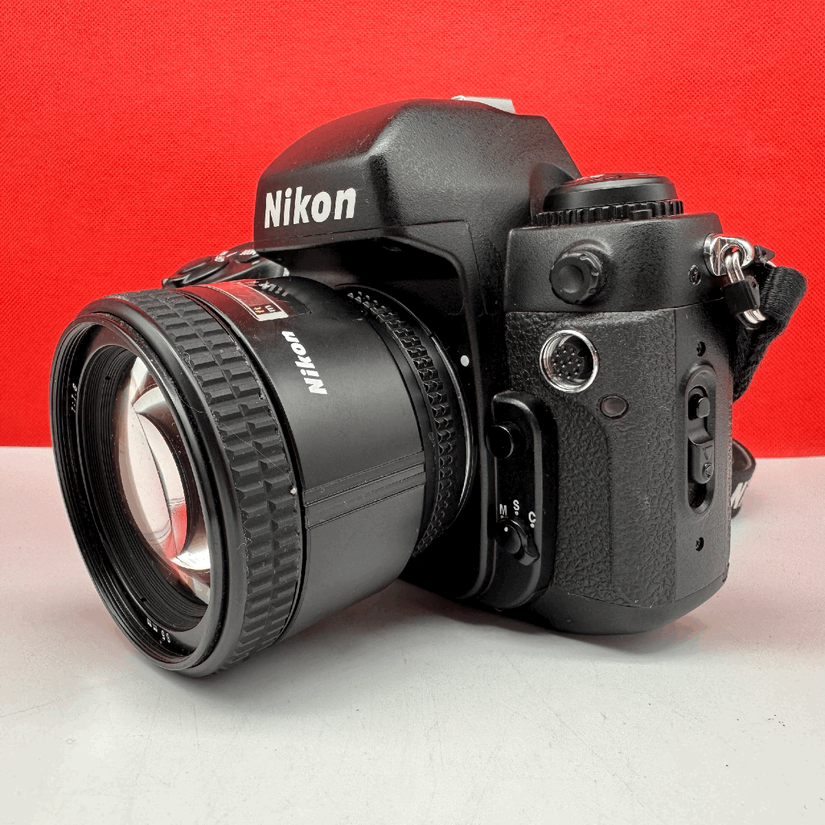 △16 Nikon F100 フィルムカメラ 一眼レフカメラ ボディ AF △16 Nikon F100 フィルムカメラ 一眼レフカメラ ボディ AF