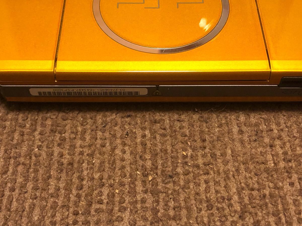 ☆美品 液晶無傷 動作良好 PSP-3000 ブライトイエロー 丸ボタン ☆美品 液晶無傷 動作良好 PSP-3000 ブライトイエロー 丸ボタン