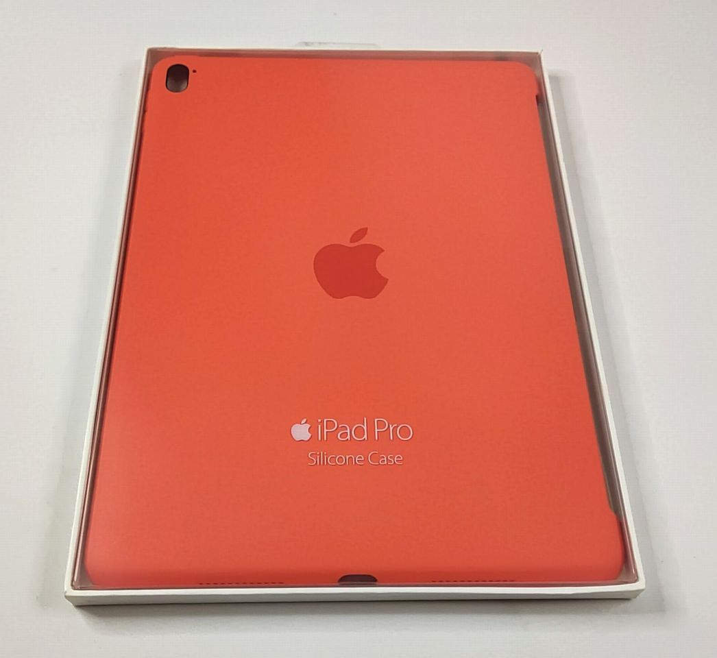 【送料無料】Apple 純正 iPad Pro 9.7インチ用 シリコーンケース アプリコット MM262FE/A(アップル シリコン カバー Apricot) _画像1