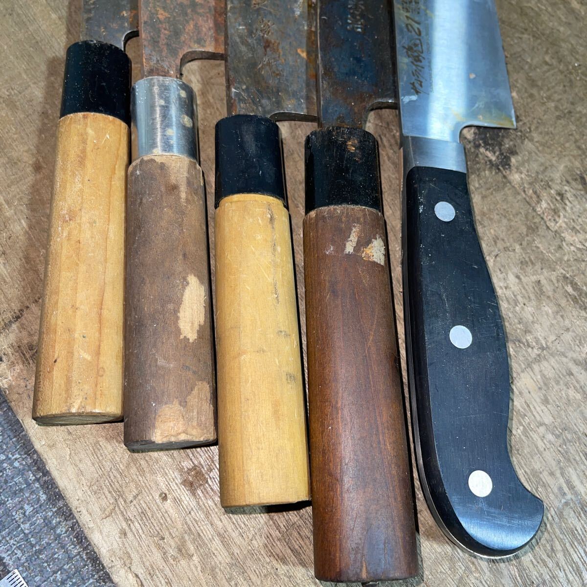 調理器具 刺身包丁 出刃包丁など 中古品 16個まとめ ジャンク 調理器具 刺身包丁 出刃包丁など 中古品 16個まとめ ジャンク