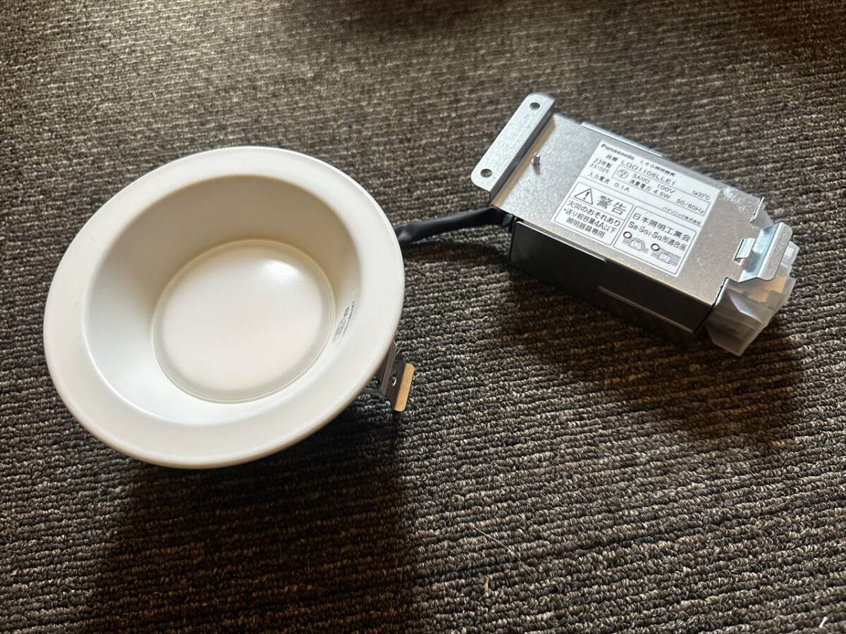 Panasonic LED照明　ダウンライト　 LGD1106LLE1