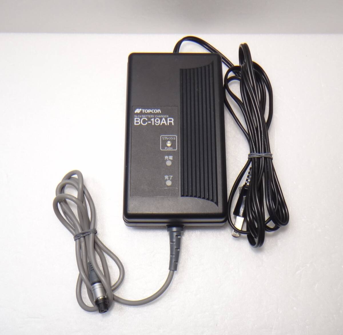 トプコン充電器　BC-19AR 純正品トプコンBC-19AR急速充電器整備済、(BT-32Q.BT-23Q.BT-31Q