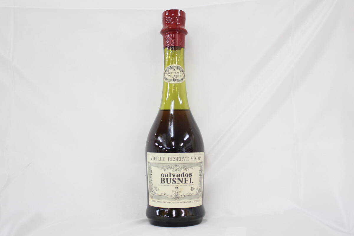未開栓】カルヴァドス calvados BUSNEL VIEILLE RESERVE 700ml 未開栓】カルヴァドス calvados BUSNEL VIEILLE RESERVE 700ml
