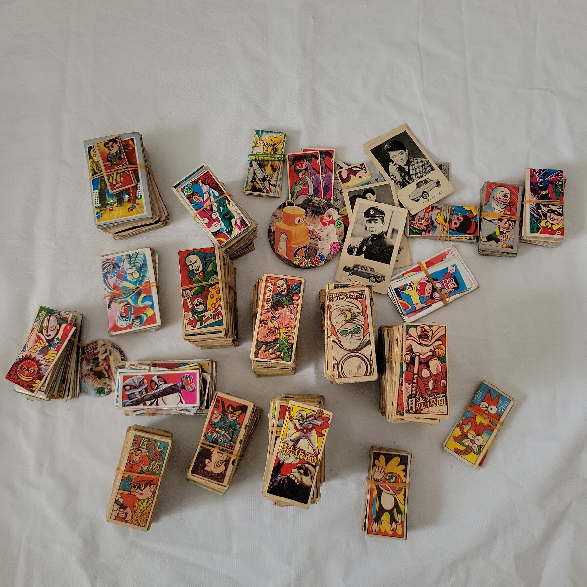 めんこ 当時物 レトロ カード 昭和レトロ 面子 ウルトラマン めんこ 当時物 レトロ カード 昭和レトロ 面子 ウルトラマン