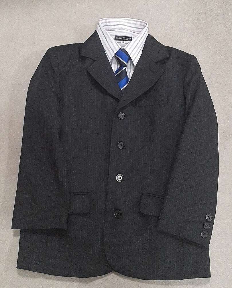 【超美品】POPONPOP 130　セットアップ スーツ 男の子 フォーマル ボーイズ 入学式 ピアノ発表会　冠婚葬祭　フォーマルスーツ_画像2