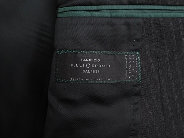 新品10.8万円 大手百貨店扱い 秋冬『チェルッティ Prestige 伊製生地』Super130S ウール100% 微起毛 格子柄 スーツAB8紺(B) 1002471 新品10.8万円 大手百貨店扱い 秋冬『チェルッティ イタリア製生地