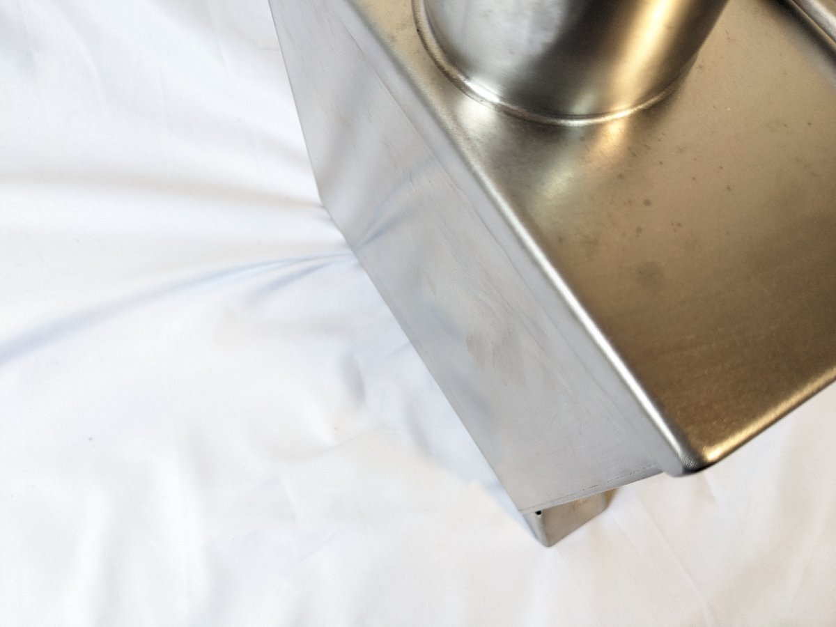 (管06803)未使用 テンマクデザイン×ウィンナーウェル ウッドストーブ サイドビュー M ウォータータンク 煙突スタンド付き 薪ストーブ_画像9