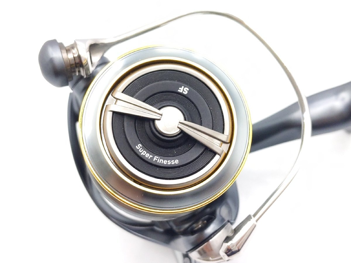 現品限り】超美品 Daiwa ダイワ 23 エアリティ SF 2000SS-P 現品限り】超美品 Daiwa ダイワ 23 エアリティ SF 2000SS-P