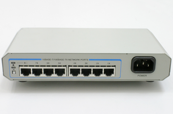 AlliedTelesis CenterCOM FS708XL 10/100 8 порт переключатель 