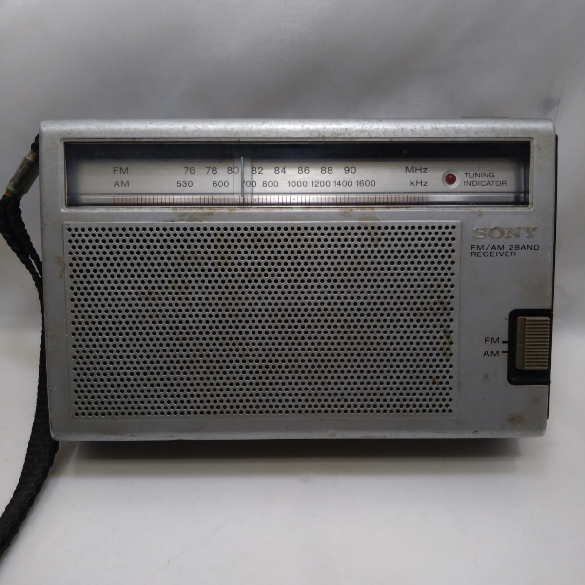 【昭和レトロ】 ラジオ ソニー TFM-6160 SONY コンパクトラジオ ジャンク品