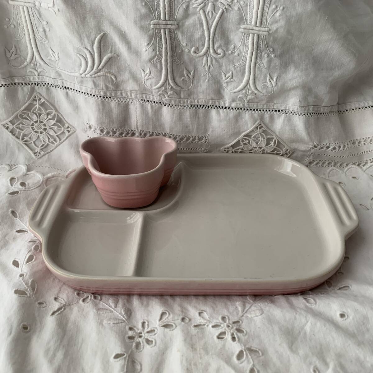 LE CREUSET ル?クルーゼ ベビー マルチプレート ＆ ラムカン ミルキーピンク クマ　テディベア　出産祝い