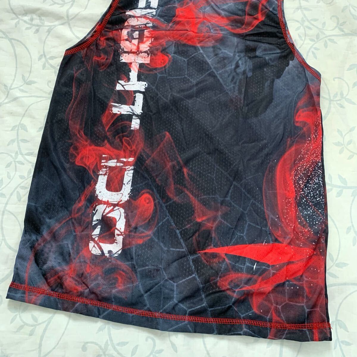 6【新品】薄墨に紅の帯《ラディカルフィットネス》希少★ファイドウウェア　男女兼用XS radical fitness FIGHT DO レアデザイン ノースリ
