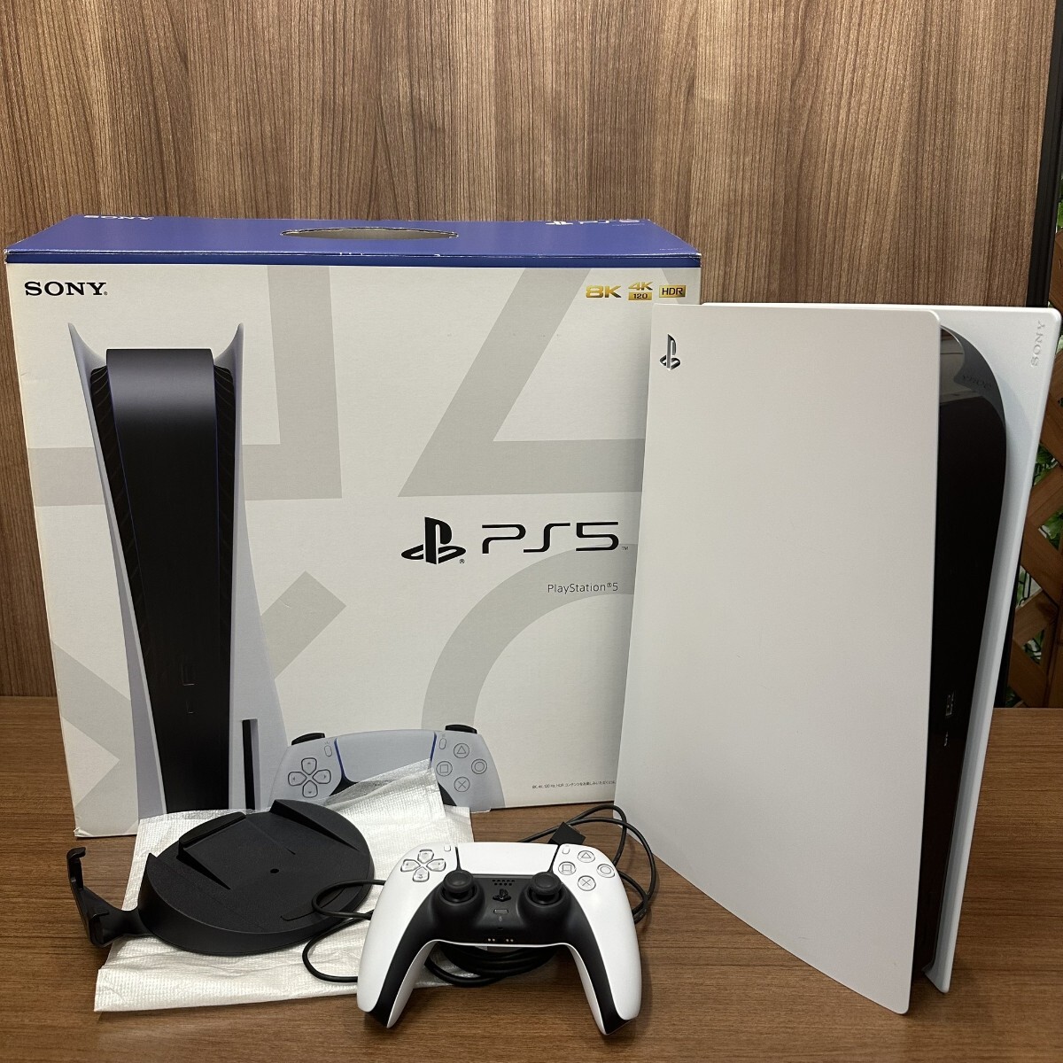 見☆1円〜中古品 通電のみ確認 PS5 本体 箱 セット ディスク 見☆1円〜中古品 通電のみ確認 PS5 本体 箱 セット ディスク