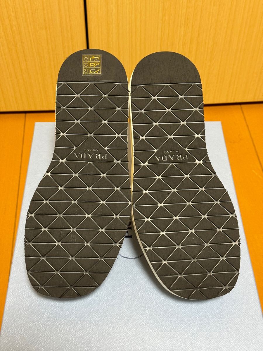 PRADA ソフトパデッドナッパレザー トングウェッジサンダル 36 PRADA ソフトパデッドナッパレザー トングウェッジサンダル 36