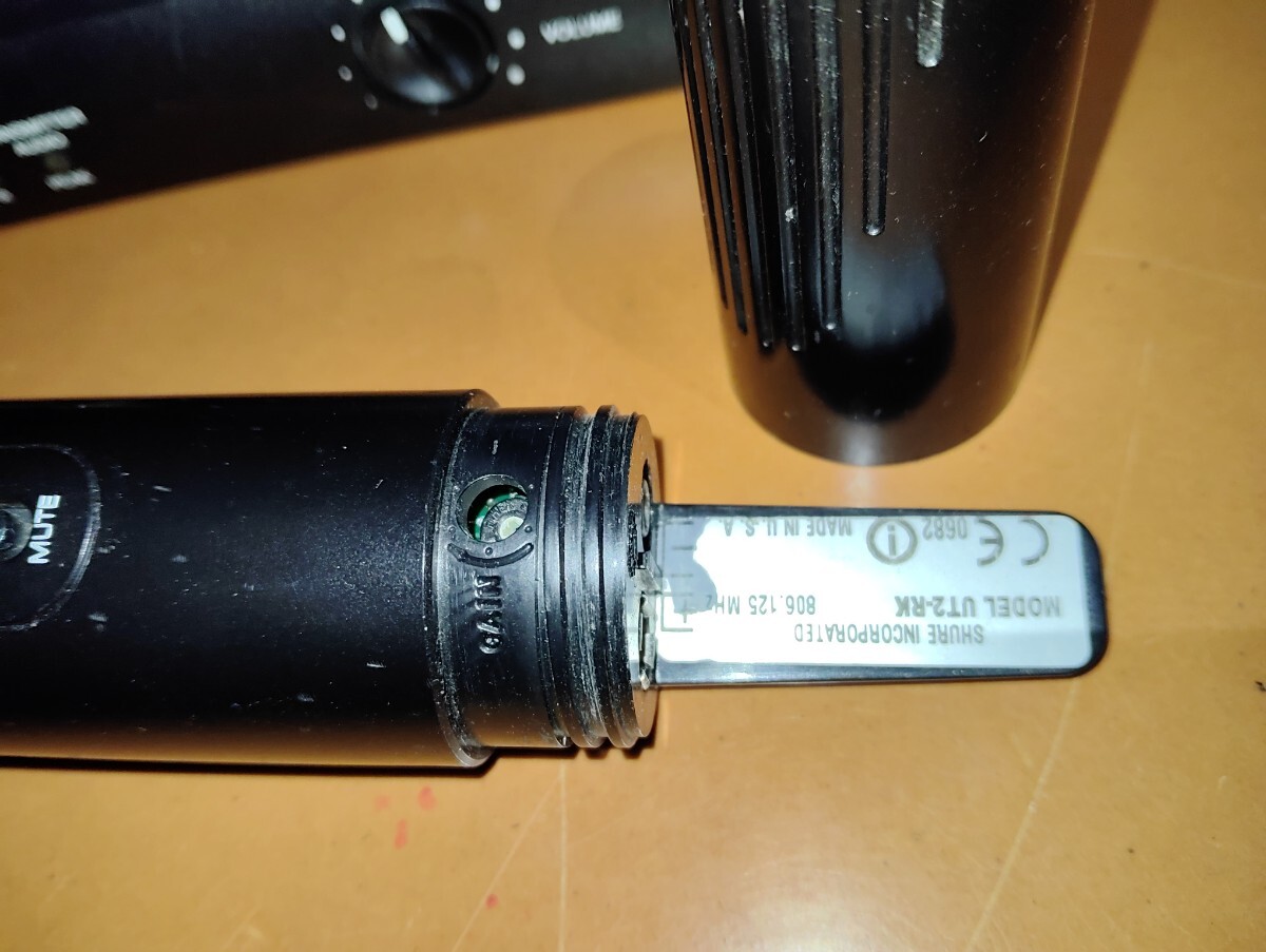 SHURE.マイクBETA.58A.レーシーバーUT4-RX.音出し確認(rèn)品。