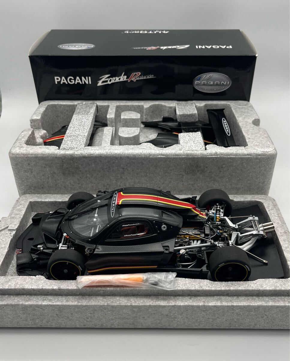 高速 割引 平日 Aa Autoart オートアート 1/18 PAGANI ZONDA REVOLUTION BLACK ミニカー