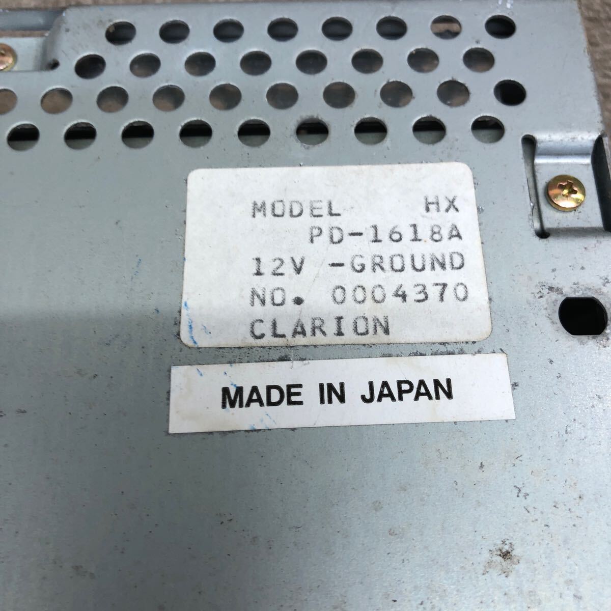 AV3-440 激安 カーステレオ DAIHATSU clarion PD-1618A 0004370 カセットデッキ FM/AM オーディオ 通電未確認(rèn) ジャンク