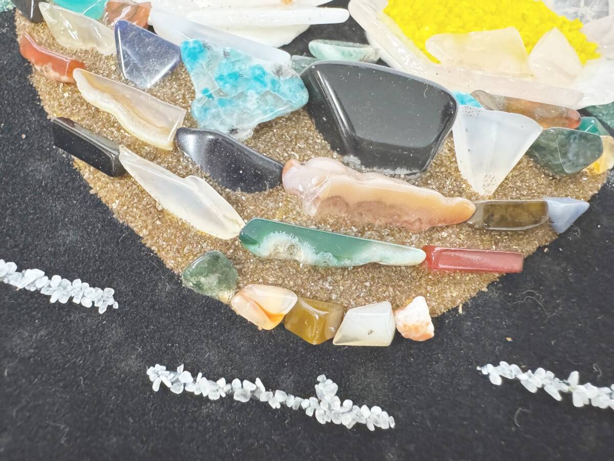 宝石画 貴石画 額装 長尾鶏 花 2点 セット ストーンアート 石 宝石画 貴石画 額装 長尾鶏 花 2点 セット ストーンアート 石
