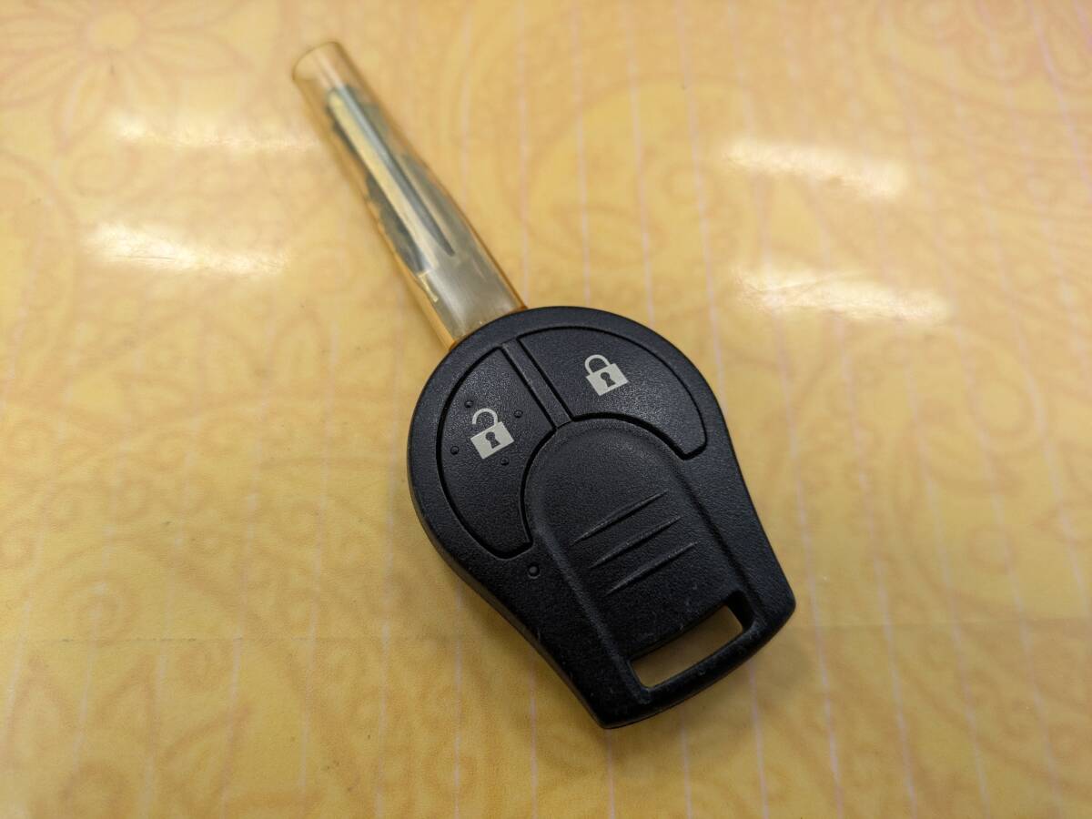 ☆YY20810 日産純正 キーレスキー リモコンキー 2ボタン K13 マーチで使用 BPA1H-71 動作確認(rèn)済み 送料全國一律230円～