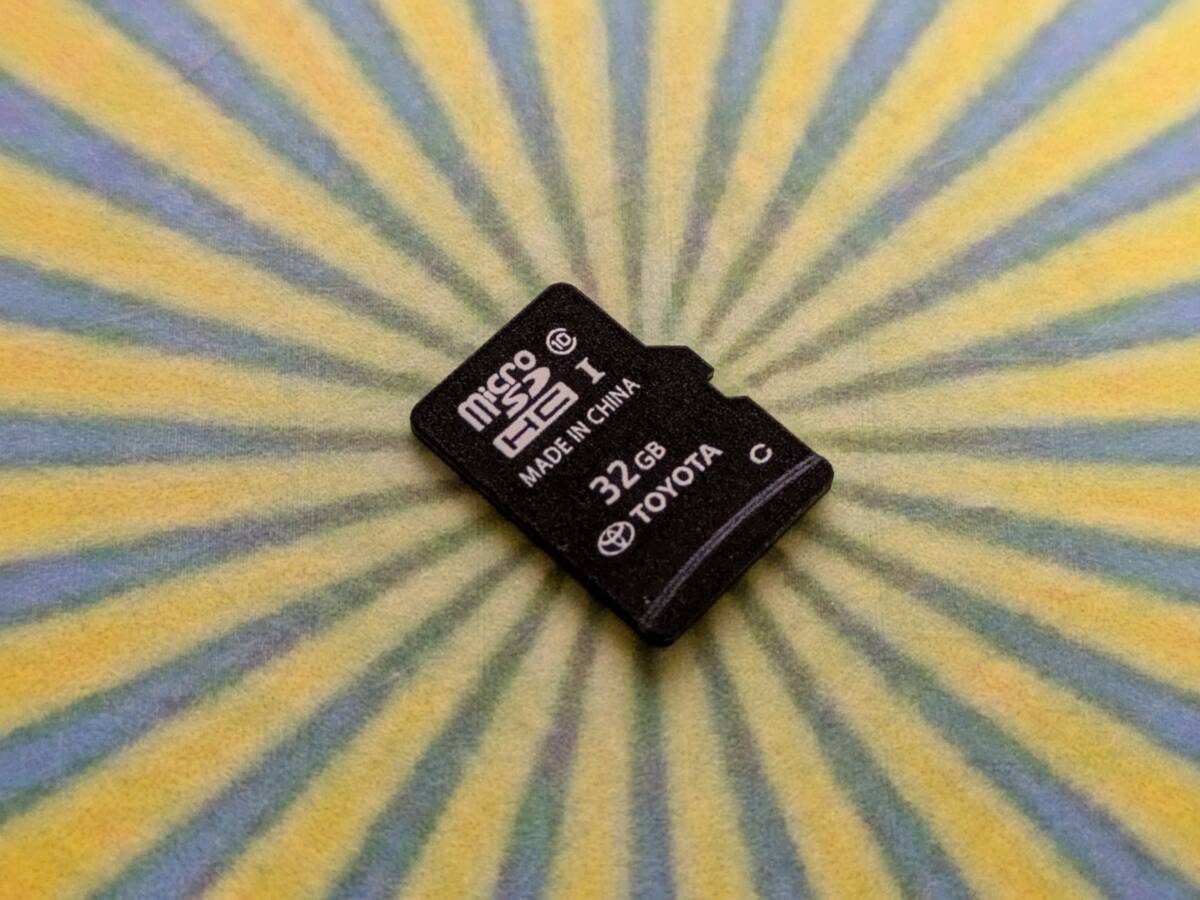 ◆C5501 トヨタ純正 NSZT-Y68T ナビ 地図 SD マイクロSDカード 2019年春版 08675 0AV42 32GB 全國(guó)一律送料430円～