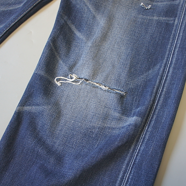 Levi's】503 ストレートデニム セルビッチ 赤耳 本革パッチ W29 Levi's】503 ストレートデニム セルビッチ 赤耳 本革パッチ W29