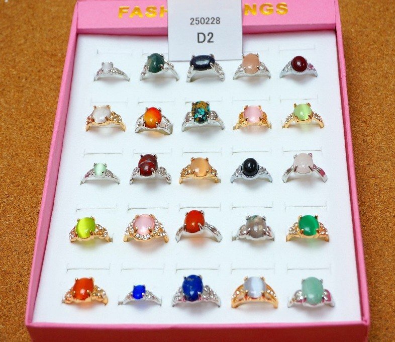 【売り切り御免！】 Nz14[R23]天然石指輪おまとめて25点セット☆瑪瑙 水晶 猫目石 その他