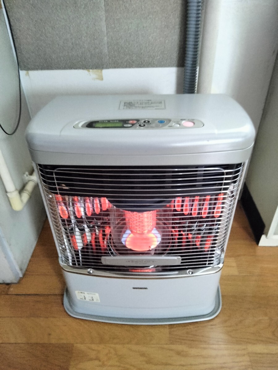 札幌発! コロナFF石油ストーブミニパル! 品番「FF‐VT55P」1998 札幌発! コロナFF石油ストーブミニパル! 品番「FF‐VT55P」1998