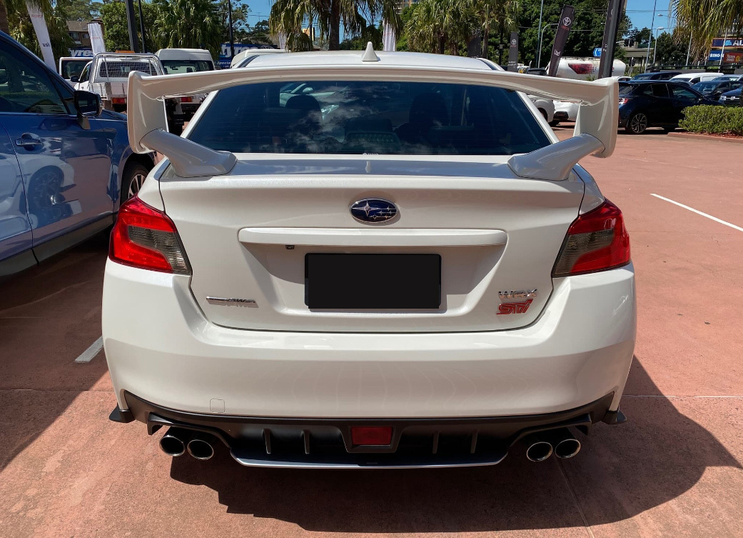 WRX STI リアバンパー ROWEN エアロ PREMIUM Edition リアバンパー FRP製 素地 スバル