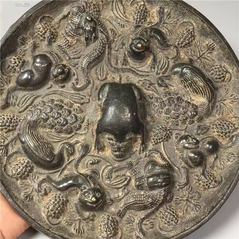 銅鏡 唐伏獣 釦海獣 葡萄鏡 銅製 装飾品 工芸品 美術品 置物