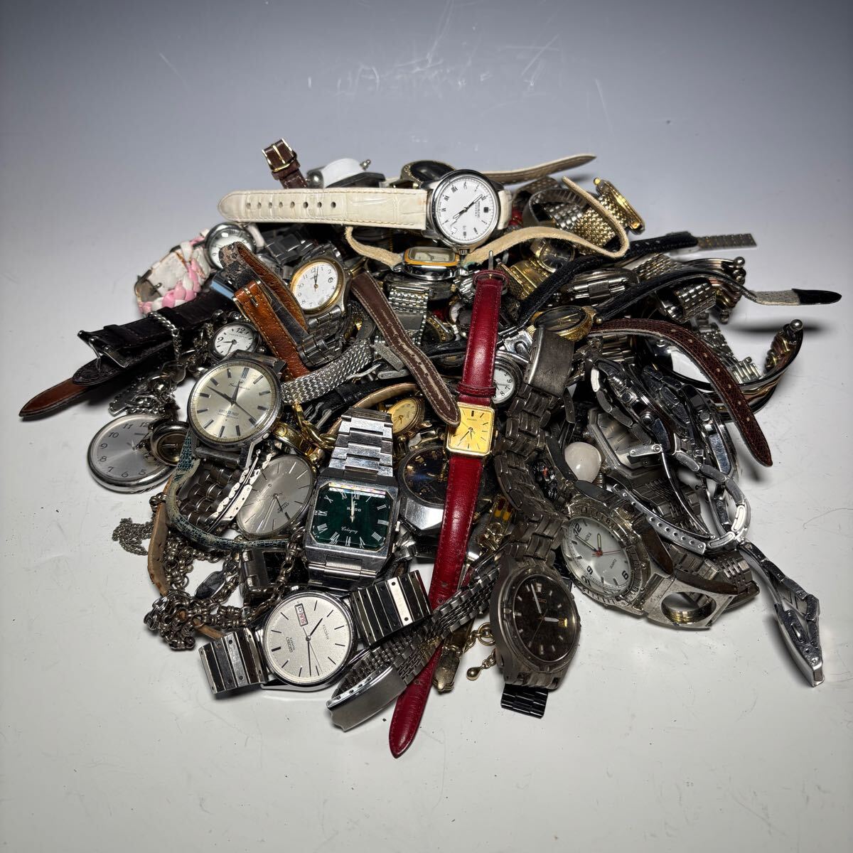 腕時計 68個 セット SEIKO CASIO RADO SWISS MILITARY他 自動