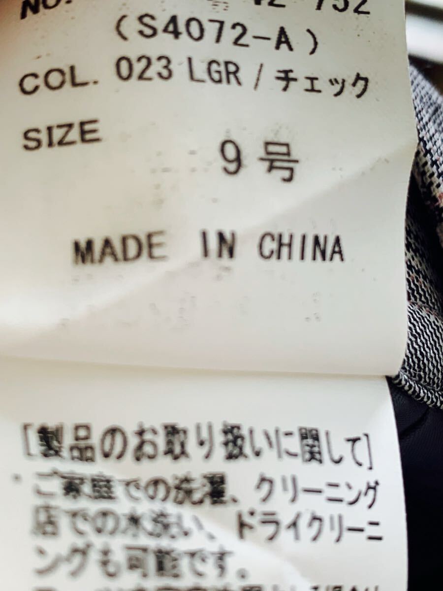 レディース　She loves SUITS ブラックブラウス　チェックスカート　3點セット　7號　9號　美品と中古品　