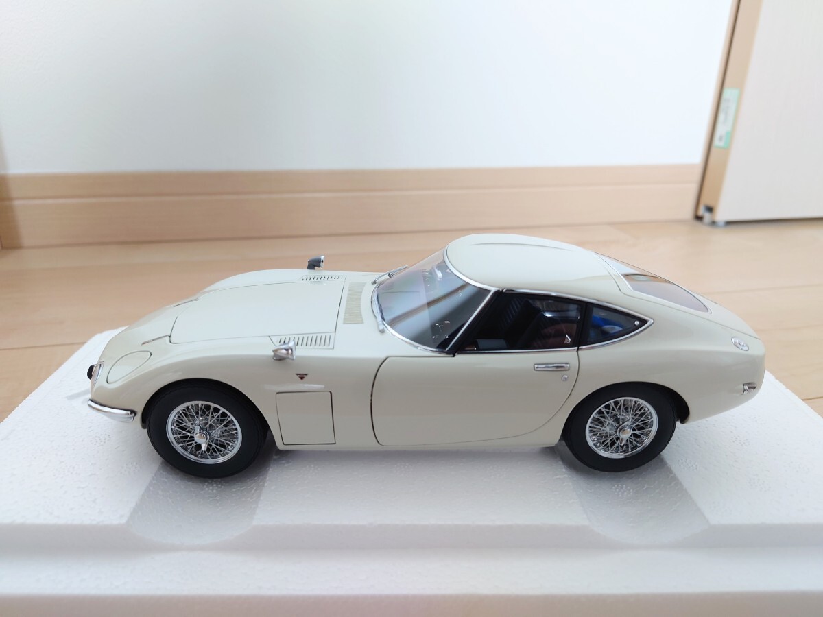 AUTOart オートアート 1/18 トヨタ TOYOTA 2000GT ワイヤー AUTOart オートアート 1/18 トヨタ TOYOTA 2000GT ワイヤー
