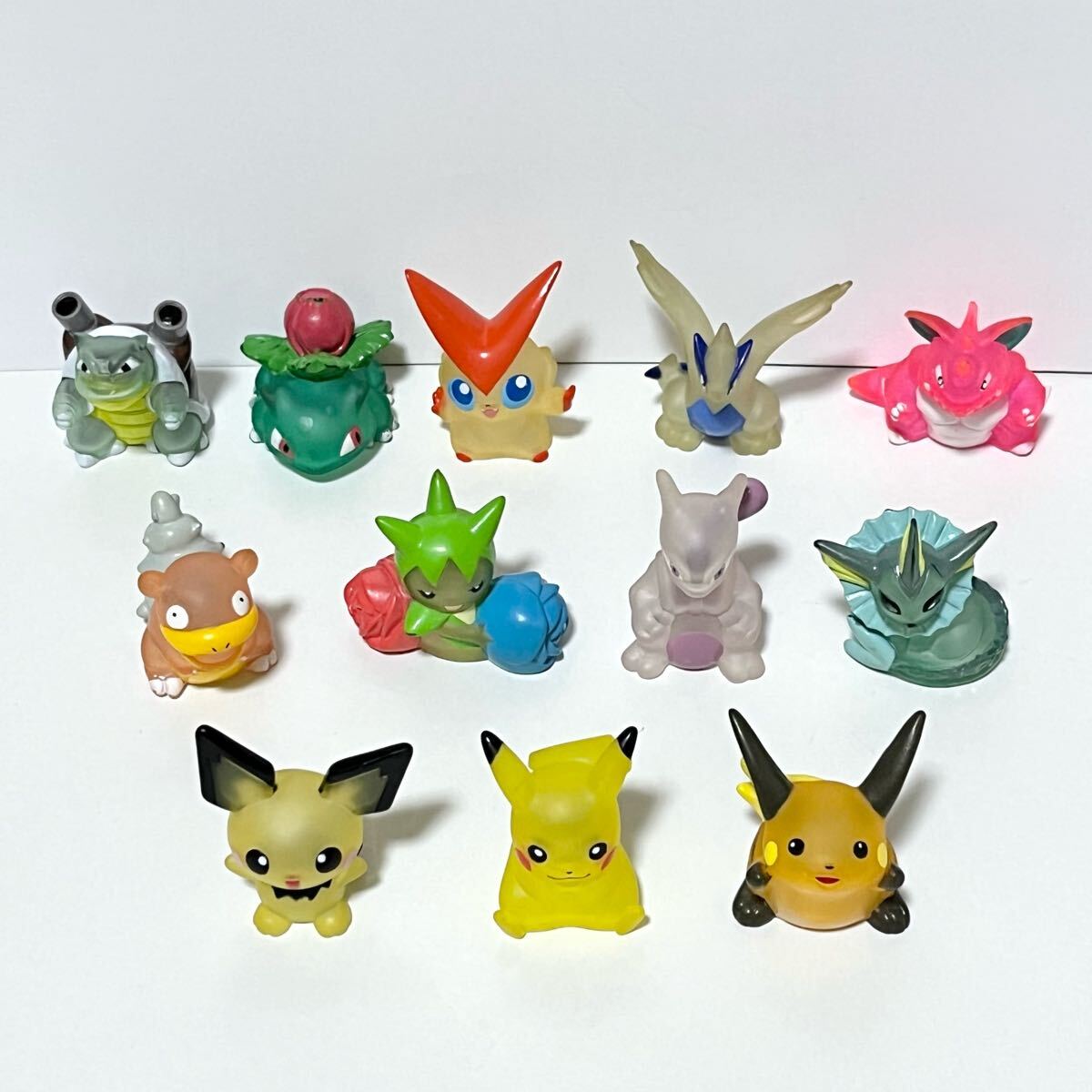 未使用あり 約500体 ポケモンキッズ 大量セット メガレックウザ 未使用あり 約500体 ポケモンキッズ 大量セット メガレックウザ
