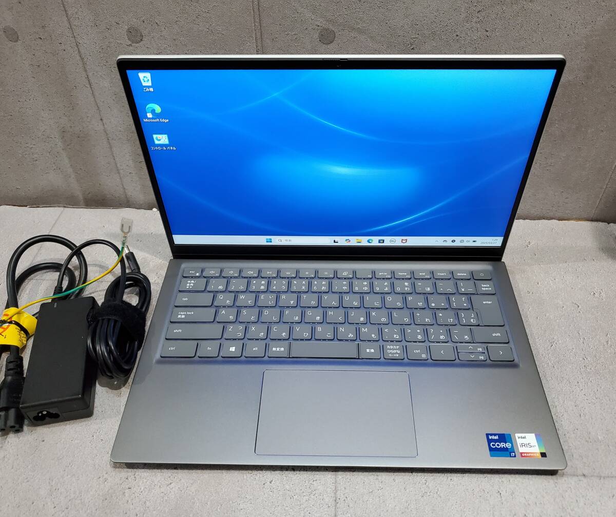 DELL Inspiron 14 5410 / Core i7-11390H / 512GB / 16GB DELL Inspiron 14 5410 / Core i7-11390H / 512GB / 16GB