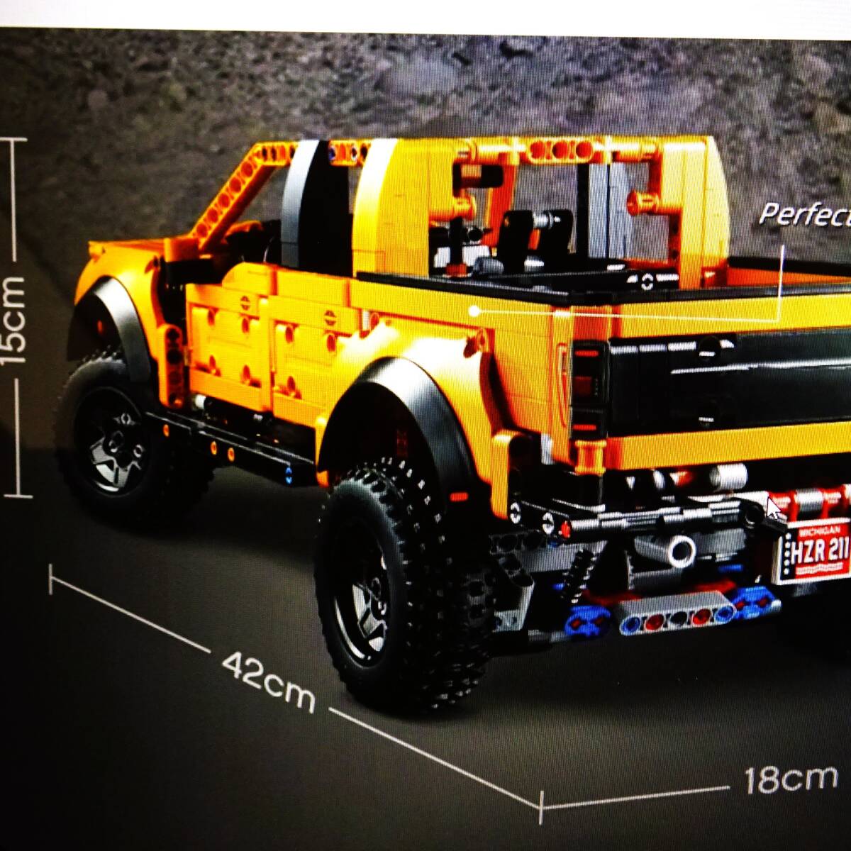 〓新品〓未使用〓1379ピース テクニカルフォードラプターズ F150 ピックアップトラック〓ビルディングブロック〓レゴ互換品
