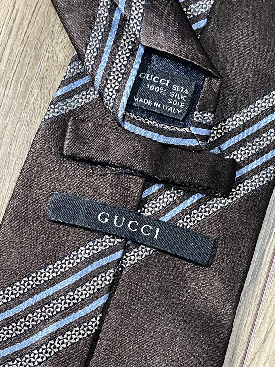 美品 ″GUCCI″ グッチ ストライプ ブランドネクタイ 503216