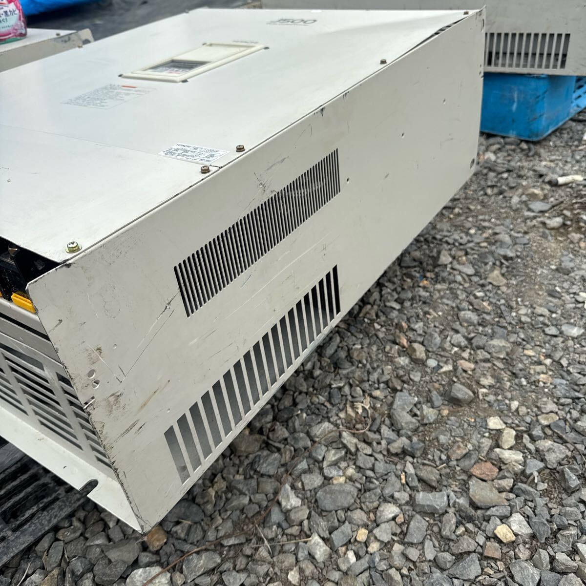 !_5C358 HITACHI INVERTER J500 1100HF 110kW 195A работа с гарантией 