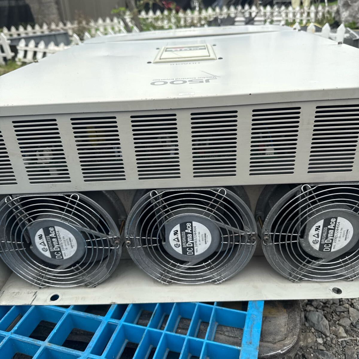 5C359 HITACHI INVERTER J500 1100HF 110kW 195A работа с гарантией 