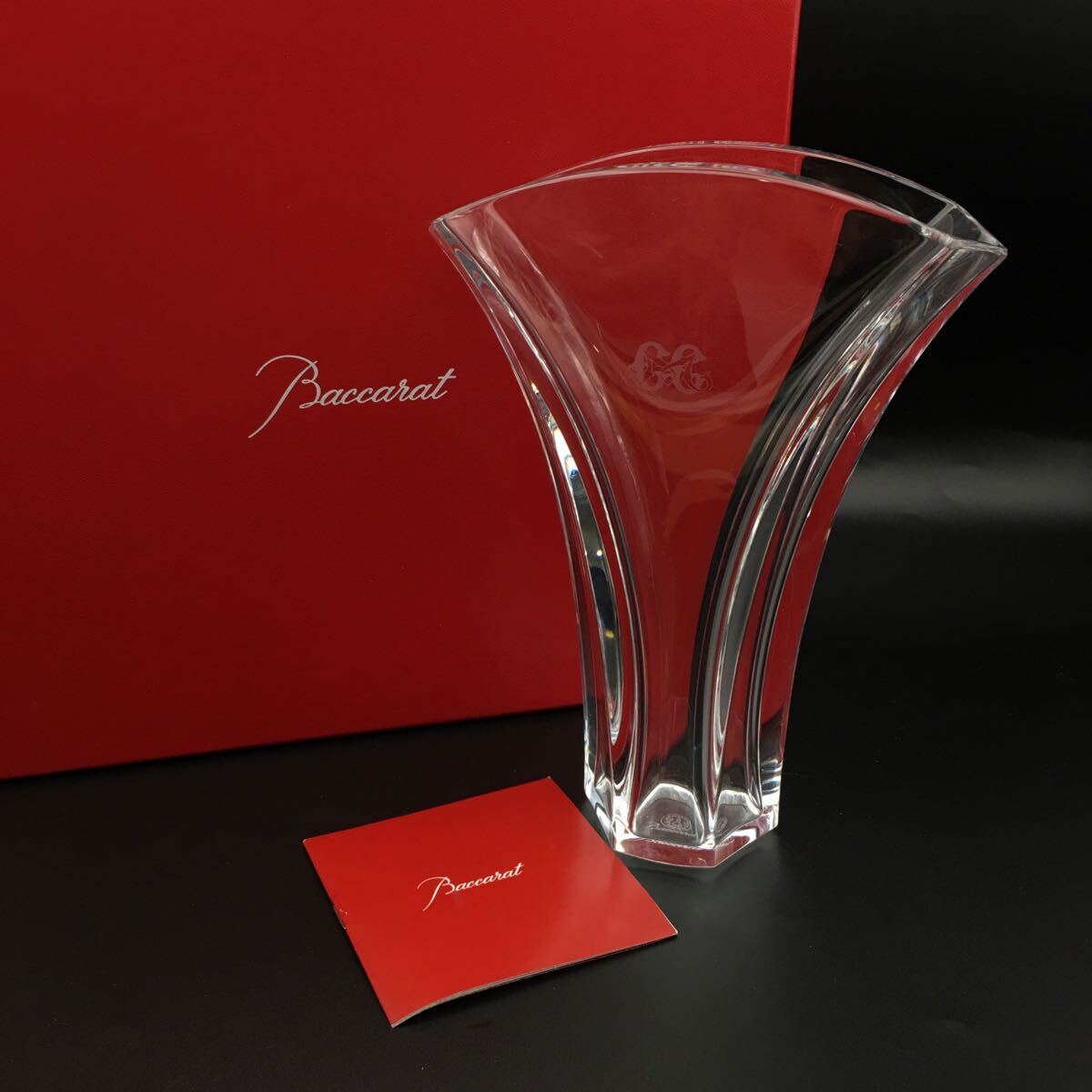 ☆F03120【未使用保管品】Baccarat バカラ/フラワーベース 花瓶 ☆F03120【未使用保管品】Baccarat バカラ/フラワーベース 花瓶