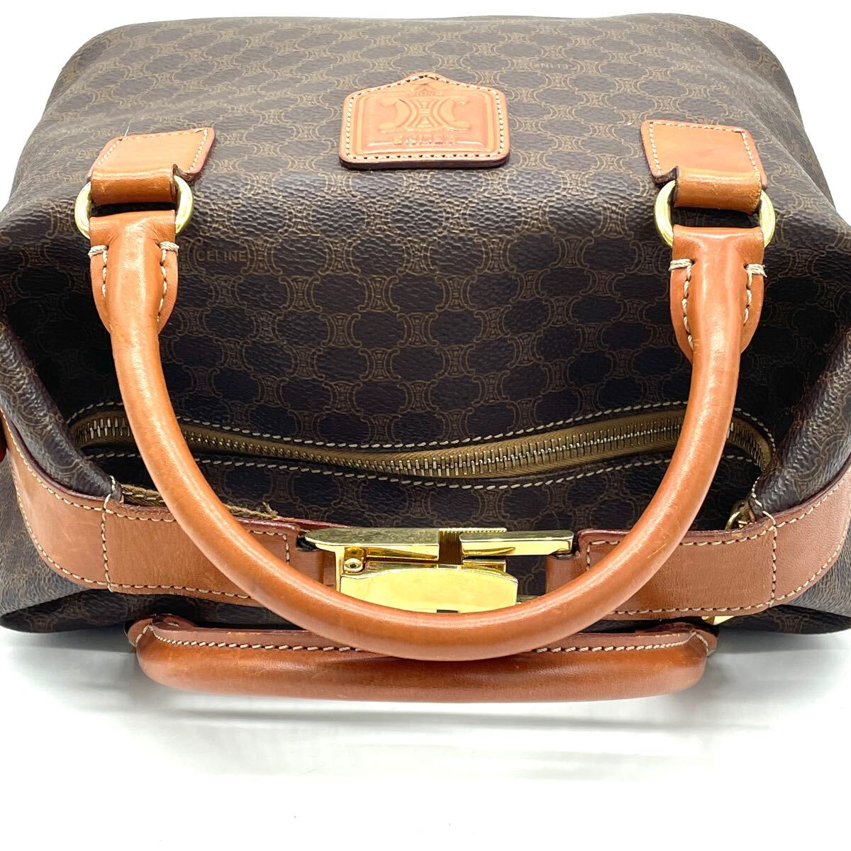1円 極美品 CELINE セリーヌ マカダム トリオンフロゴ ブラウン 1円 極美品 CELINE セリーヌ マカダム トリオンフロゴ ブラウン