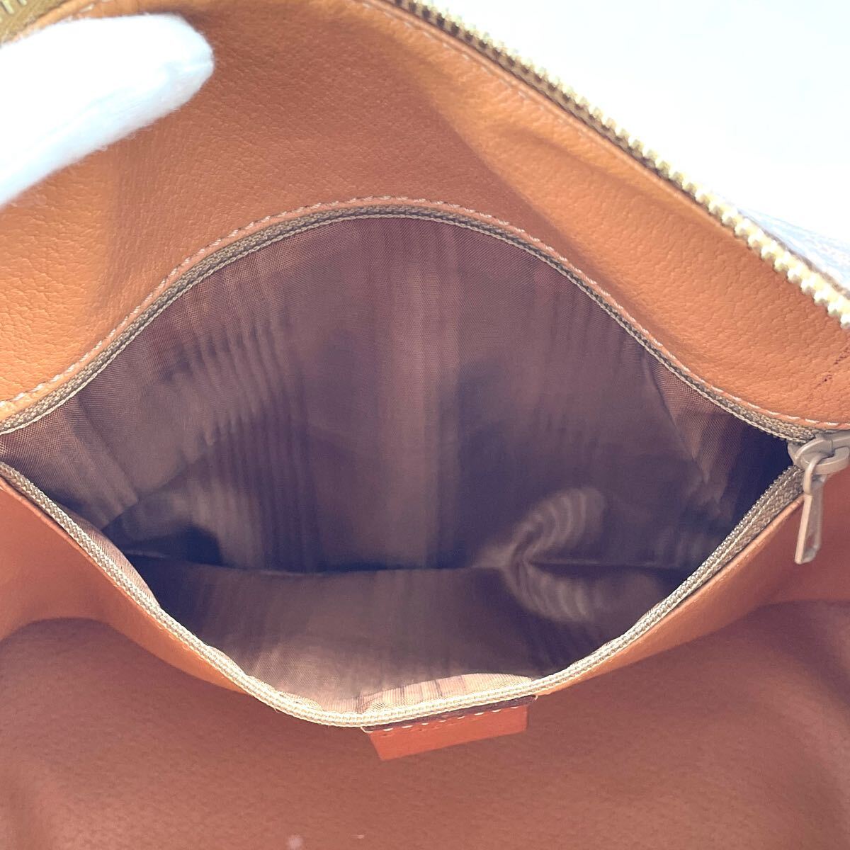 1円 極美品 CELINE セリーヌ マカダム トリオンフロゴ ブラウン 1円 極美品 CELINE セリーヌ マカダム トリオンフロゴ ブラウン