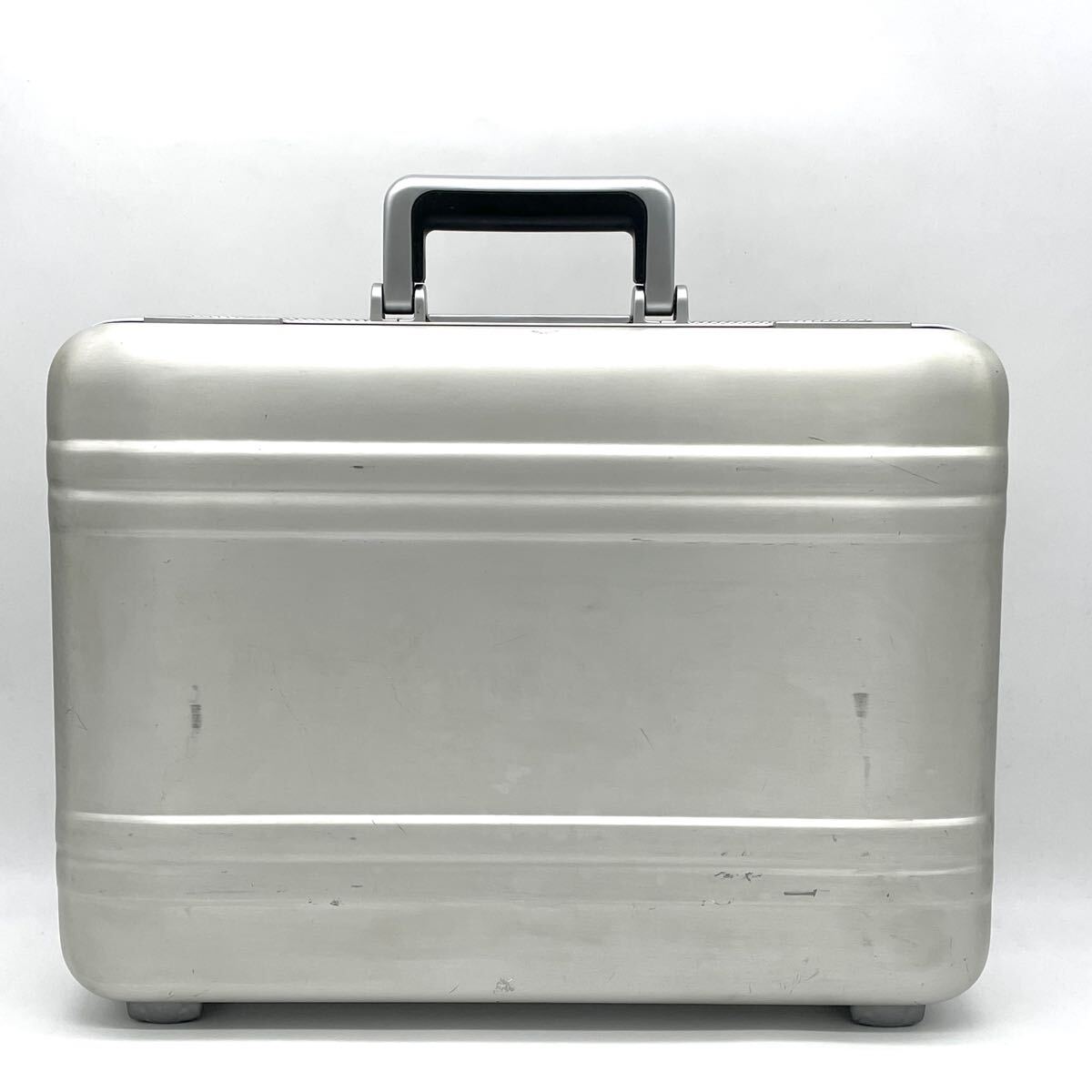 1円 良品 ZERO HALLIBURTON ゼロハリバートン アルミ 1円 良品 ZERO HALLIBURTON ゼロハリバートン アルミ