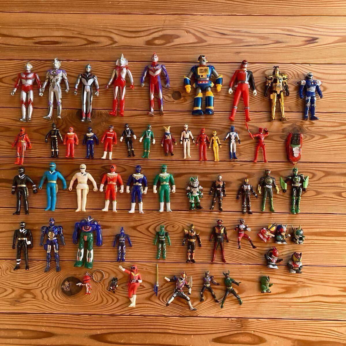 ウルトラマン＆怪獣、仮面ライダー、戦隊ヒーローソフビ人形約70体セット ウルトラマン＆怪獣、仮面ライダー、戦隊ヒーローソフビ人形約70