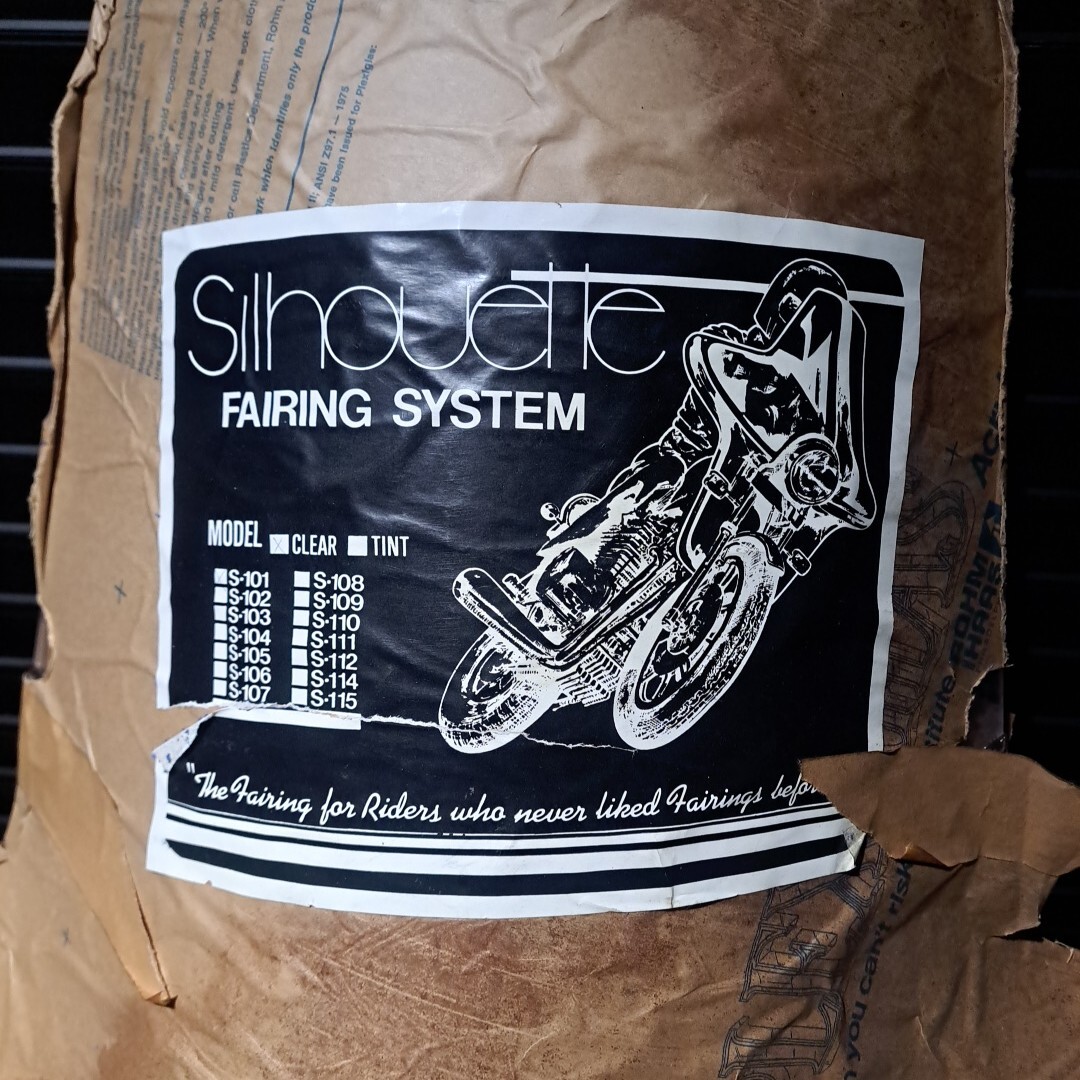 当時物コミネシルエット風防Z1,Z2,Z750RS,CB750,Z400FX, KH400 当時物コミネシルエット風防Z1,Z2,Z750RS,CB750,Z400FX, KH400