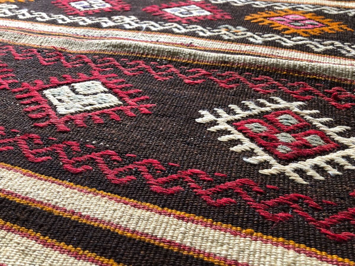 トルコ製 オールドキリム ラグ 120×68cm 刺繍 ウール製 トルコ製 オールドキリム ラグ 120×68cm 刺繍 ウール製
